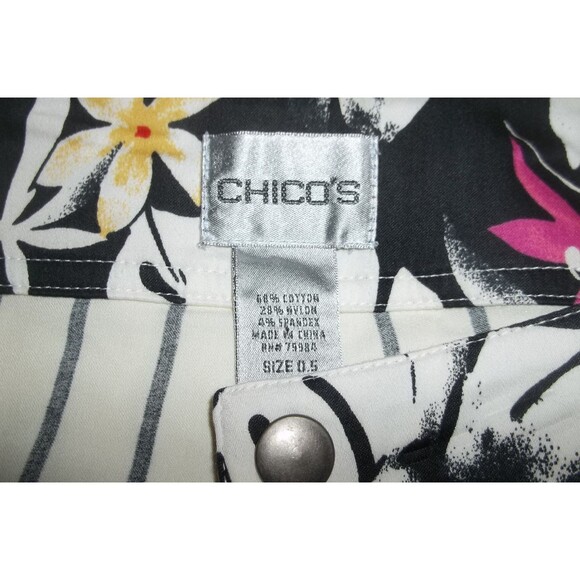 Chico's White w Black Stripes Floral Waist  Stretch Size 0.5  Small Capris Pants - Picture 7 of 7